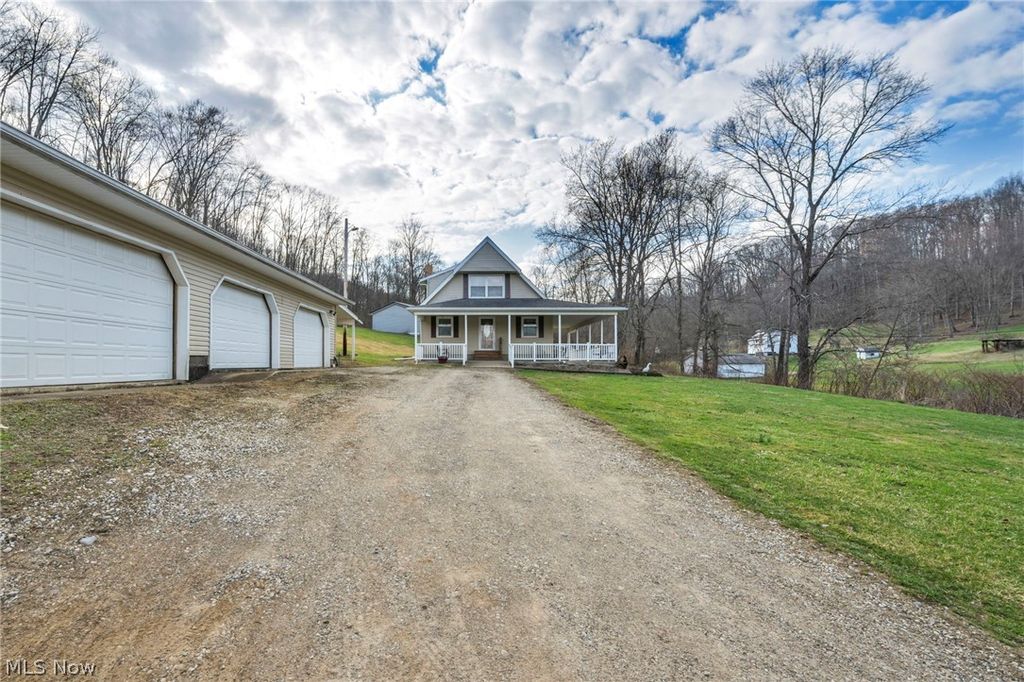 Photo of 51629 Township Road 146b, Coshocton, OH 43812 (MLS # 5192045)