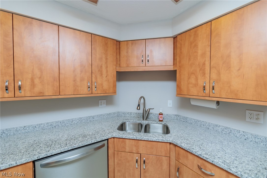 James Place Condo - Residential