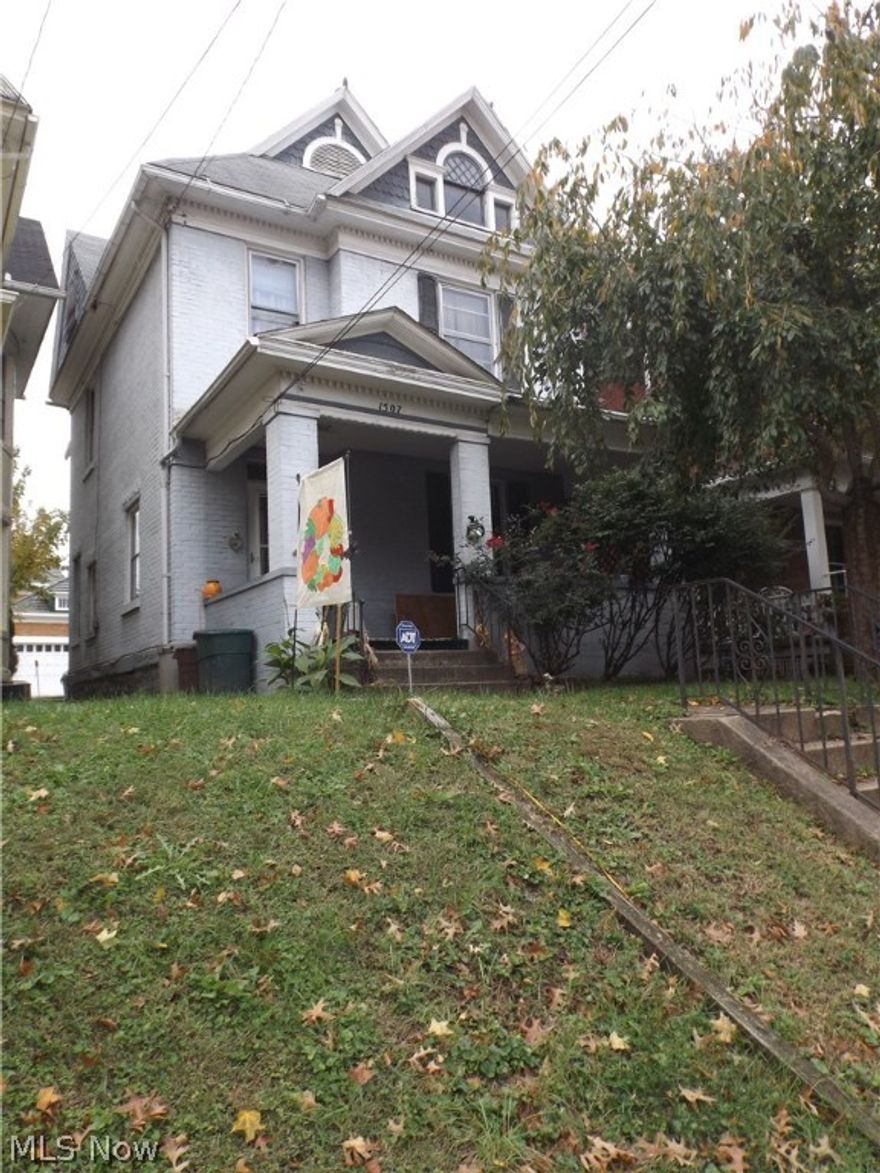 Nice well built 2 story 3 bedroom Victorian home in "upward moving" neighbourhood with off-street parking in walking distance to center city. Original Oak woodwork, multi-pane pocket doors, and hardwood floors throughout (some covered with carpet). Heating and electrical systems work well, but are outdated and require upgrading for some lenders. For the buyer who wants to up-grade and do what appears to be cosmetic renovations, this home has the potential for quality living far in excess of the asking price. The home was transferred to the current owner through "estate" and the utilities are not currently on. Showing needs to be during daylight hours.