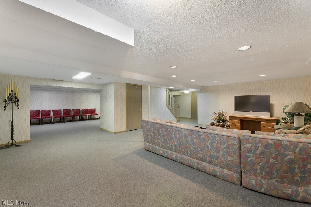 Ainsworth Country Estates Inc - Residential