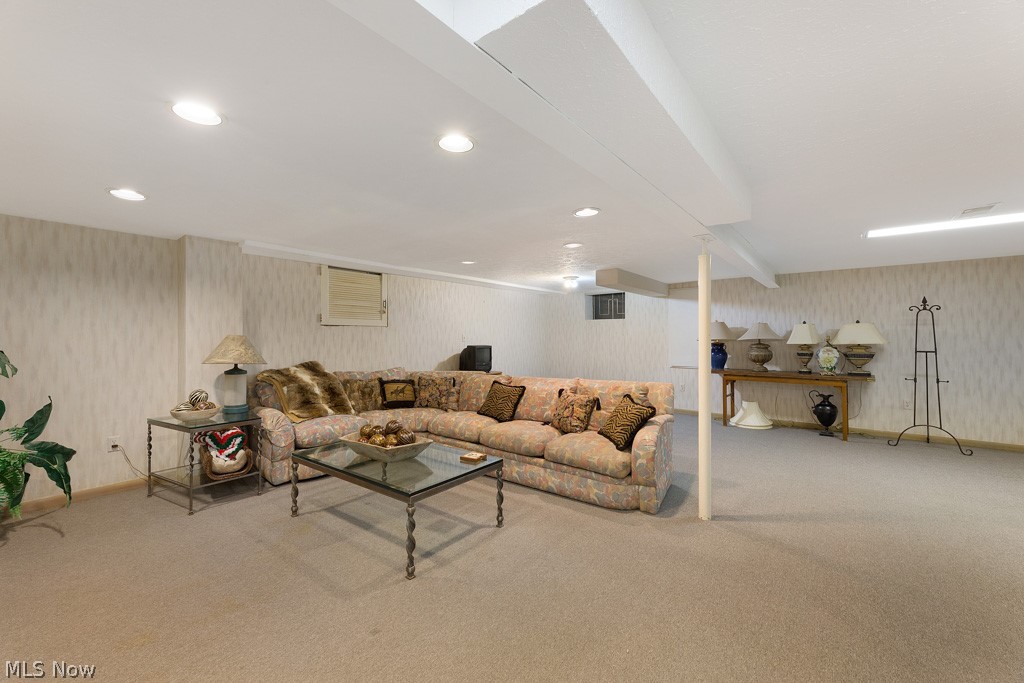 Ainsworth Country Estates Inc - Residential