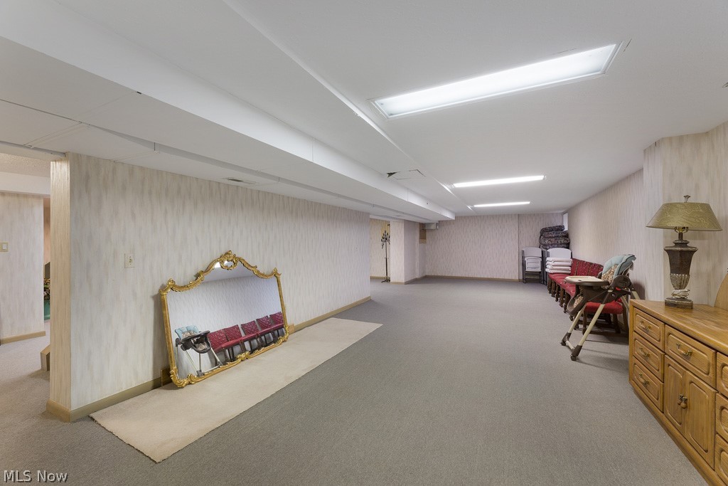 Ainsworth Country Estates Inc - Residential