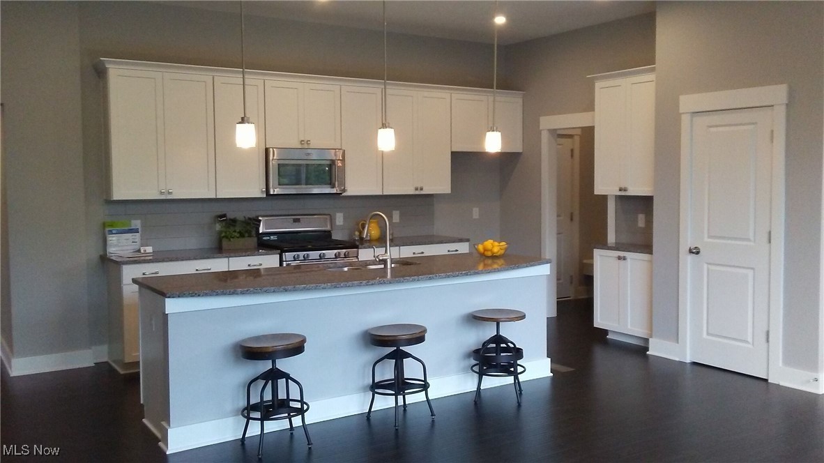 Spring Hill Villas - Residential