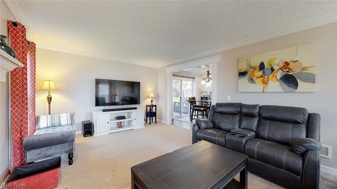 Hoover Estates 01 - Residential