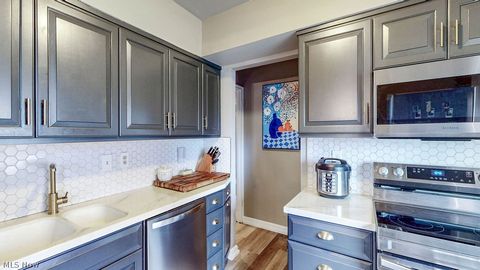 Tiny photo for 11820 Edgewater Drive #110, Lakewood, OH 44107 (MLS # 5197734)