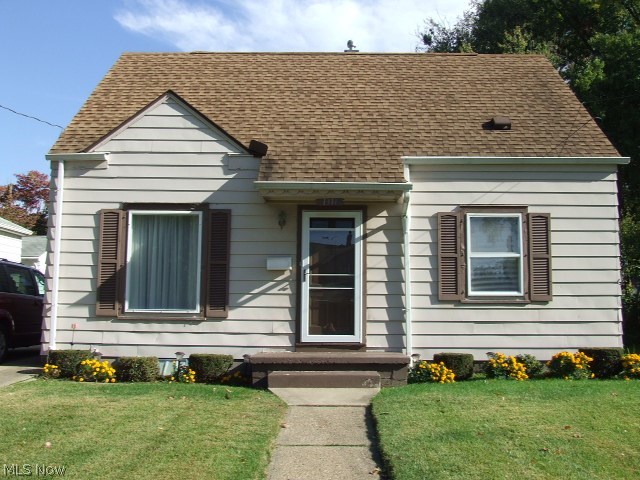 Wonderful, well-kept 3 Bedroom Cape Cod with nice size living room, eat-in kitchen, finished basement, 2-1/2 car detached garage. First floor includes 2 bedrooms and full bathroom, upstairs has 3rd bedroom plus "loft" area with many possibilities. Nice patio and small yard. Perfect for your next HOME! All appliances and Home Warranty included. Call today to schedule your private showing.