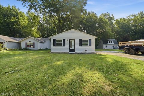 Homes For Sale - 4991 Lear Nagle Road<br/> North Ridgeville, OH 44039