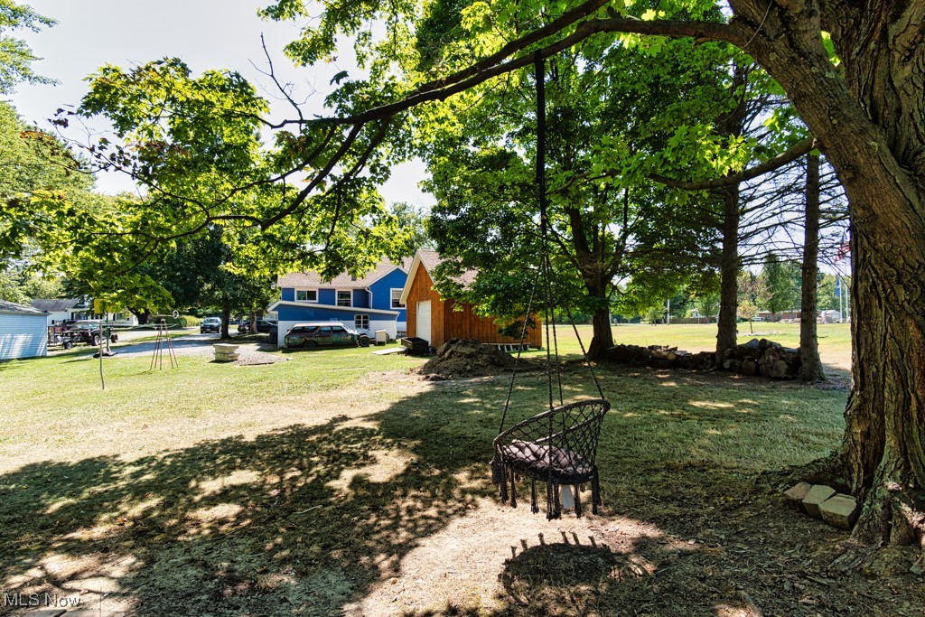 11236 W Pine Lake Road, Salem, Ohio image 9