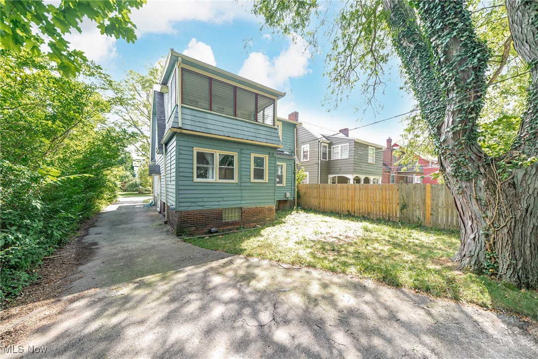 Richmond Mayfield - Residential