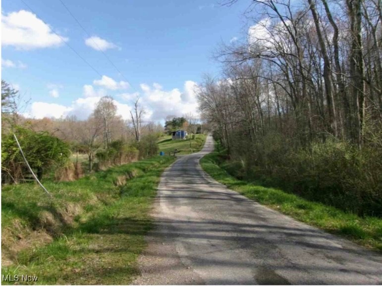 Sonne-kolb Road, Oak Hill, Ohio image 1