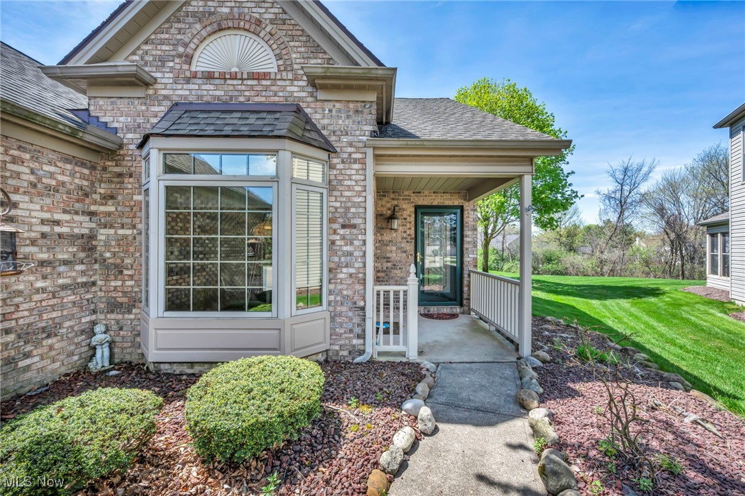 19292 Charter Lane, Strongsville, Ohio image 2