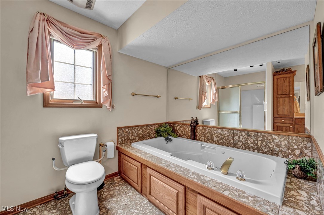 19292 Charter Lane, Strongsville, Ohio image 30