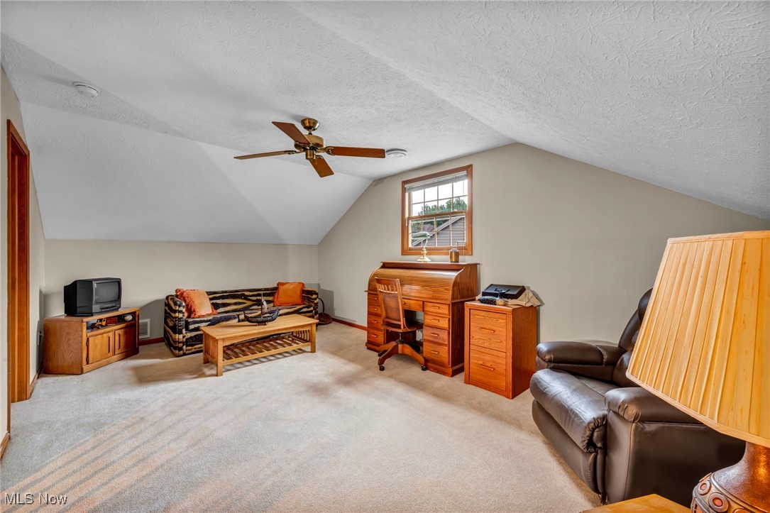 19292 Charter Lane, Strongsville, Ohio image 24