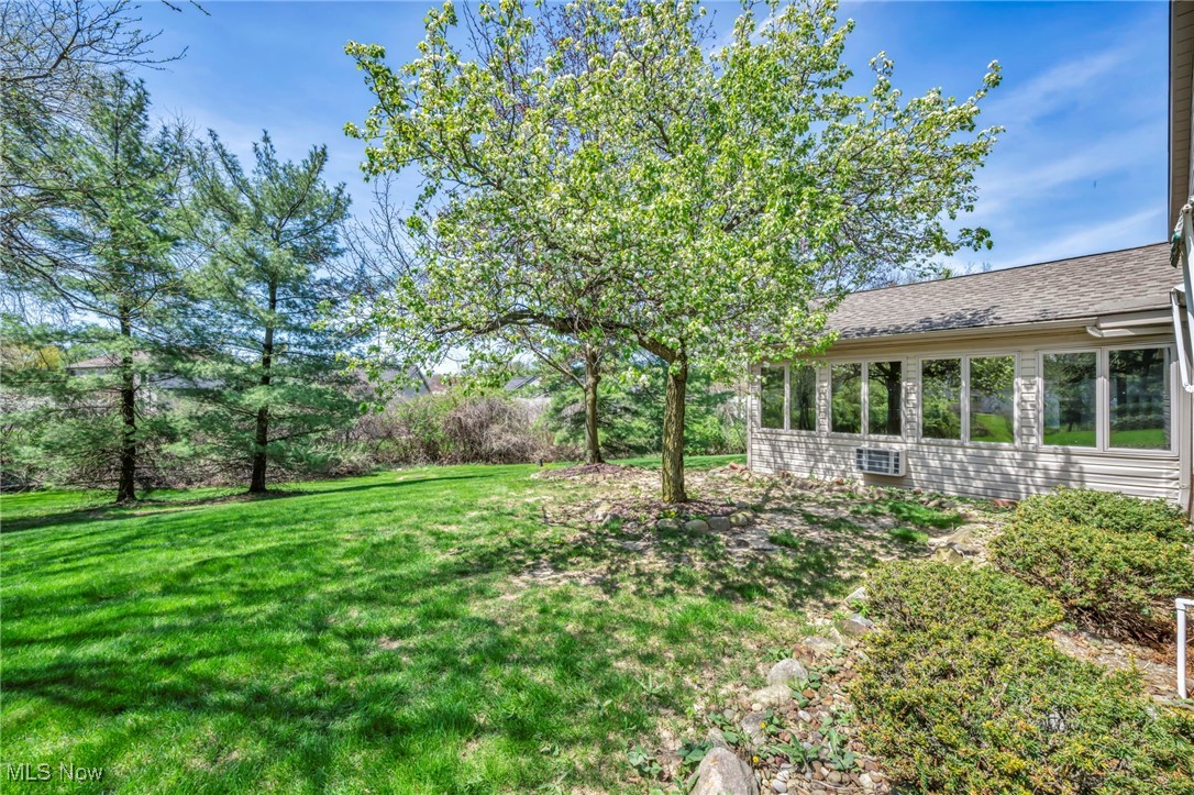 19292 Charter Lane, Strongsville, Ohio image 43