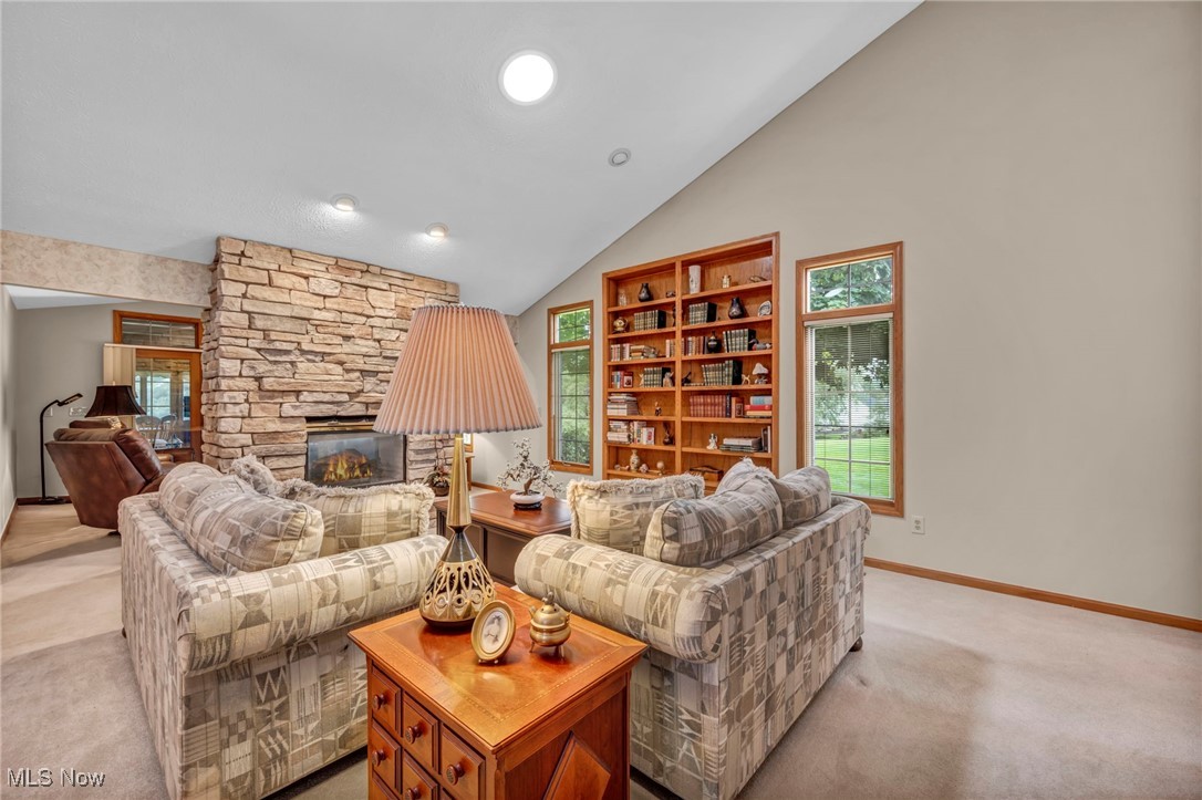19292 Charter Lane, Strongsville, Ohio image 10
