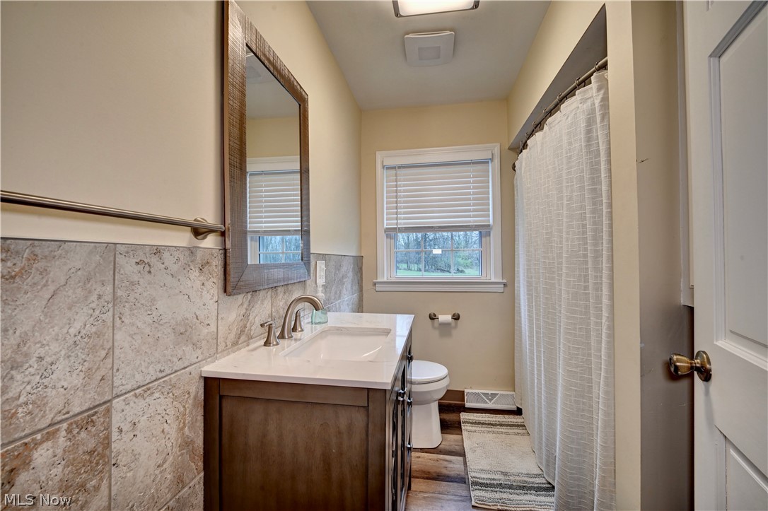 Arlington Waterloo Acres - Residential