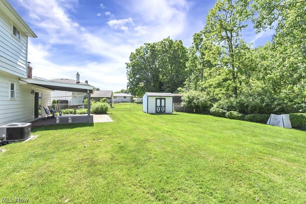 7120 Lakeview Drive