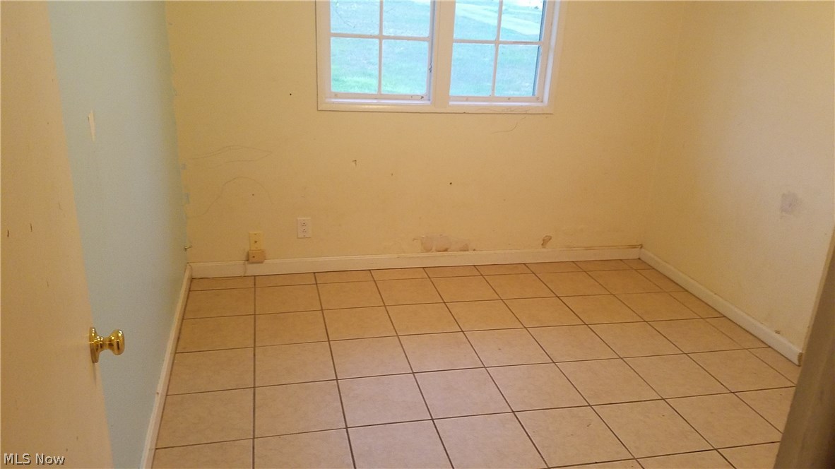 Briar Root Manor - Residential