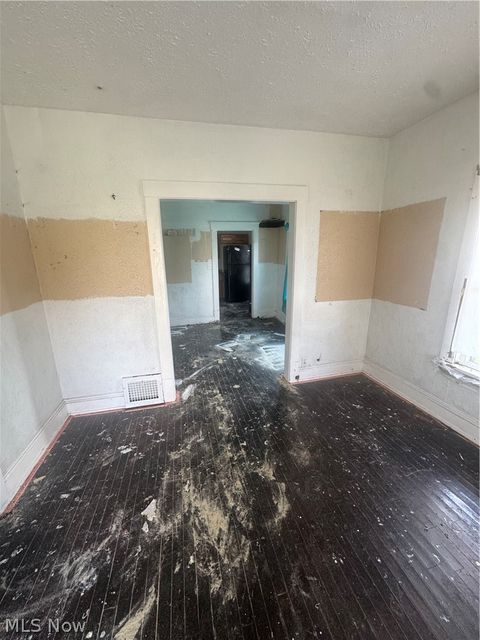 Tiny photo for 3843 E 78th Street, Cleveland, OH 44105 (MLS # 5209959)