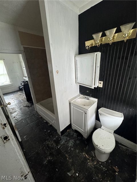 Tiny photo for 3843 E 78th Street, Cleveland, OH 44105 (MLS # 5209959)