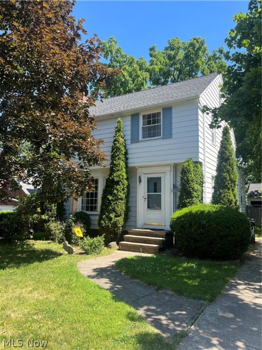 You won’t want to miss this beautiful home in the desirable city of Parma. Conveniently located near shopping and wonderful dining , all with easy highway access. You will fall in love with the spacious living room overlooking the well tended front yard, the beautiful formal dining room leading to a large family room over looking the large partially fenced backyard! A backyard perfect for BBQ’s, parties and children and pets to play in explore. As a bonus, a lovely partially finished basement gives you the option of extra living space or a media room. With all the charm and special details, this  one won’t last long so call for a private tour!