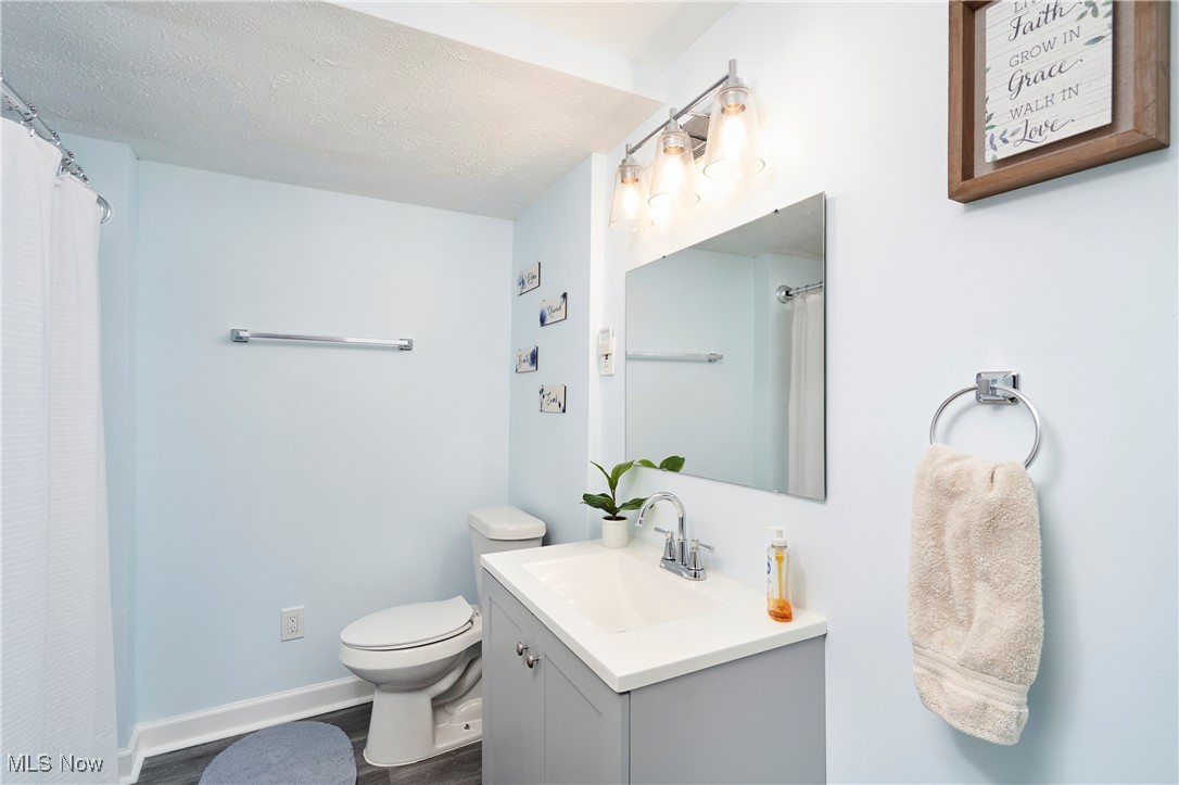 Elworthy-Helwick Cos City Acr - Residential