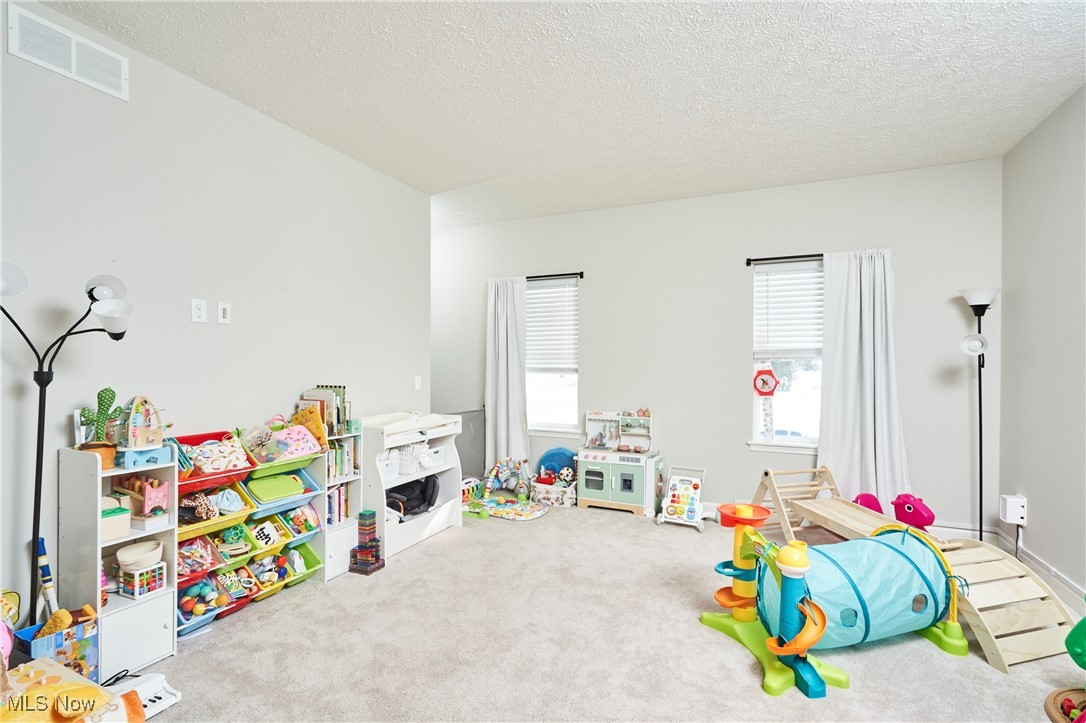 Elworthy-Helwick Cos City Acr - Residential