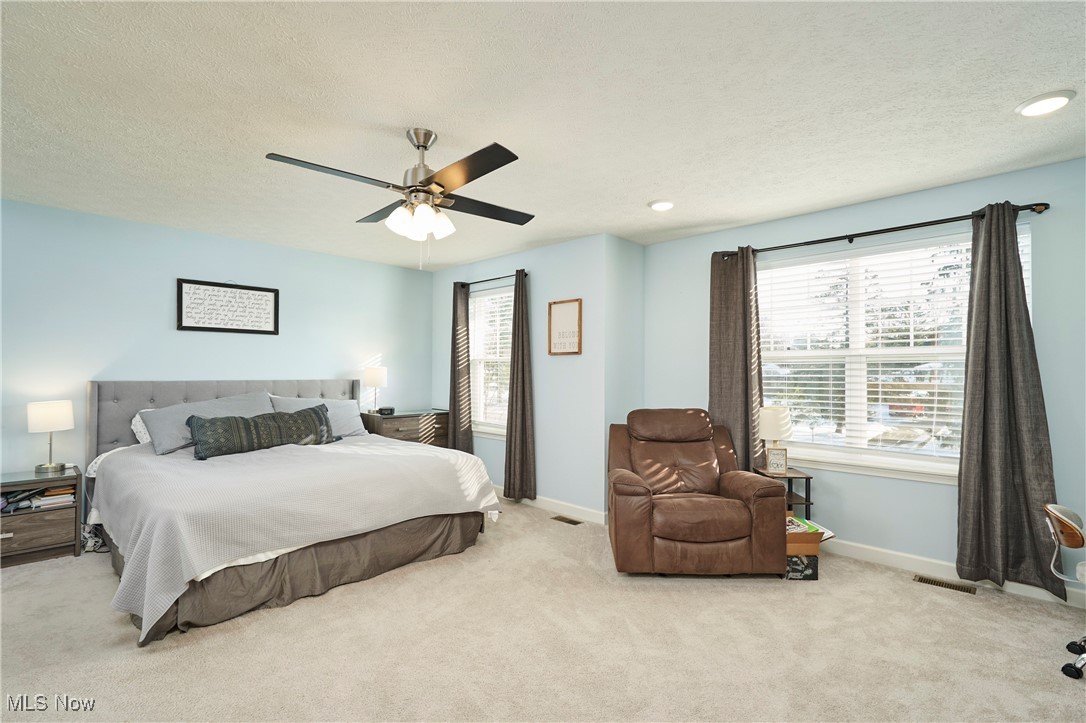 Elworthy-Helwick Cos City Acr - Residential