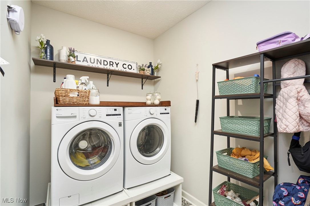 Elworthy-Helwick Cos City Acr - Residential