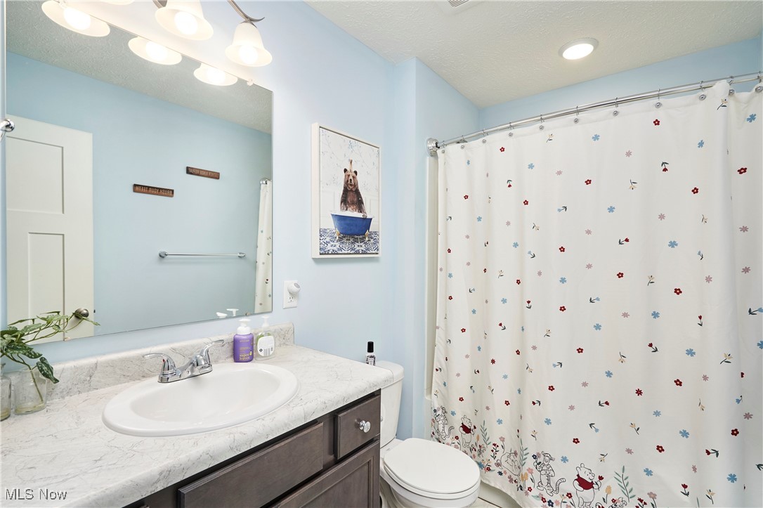 Elworthy-Helwick Cos City Acr - Residential