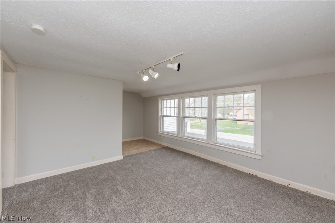 Ravenna Bldg Co - Residential Income