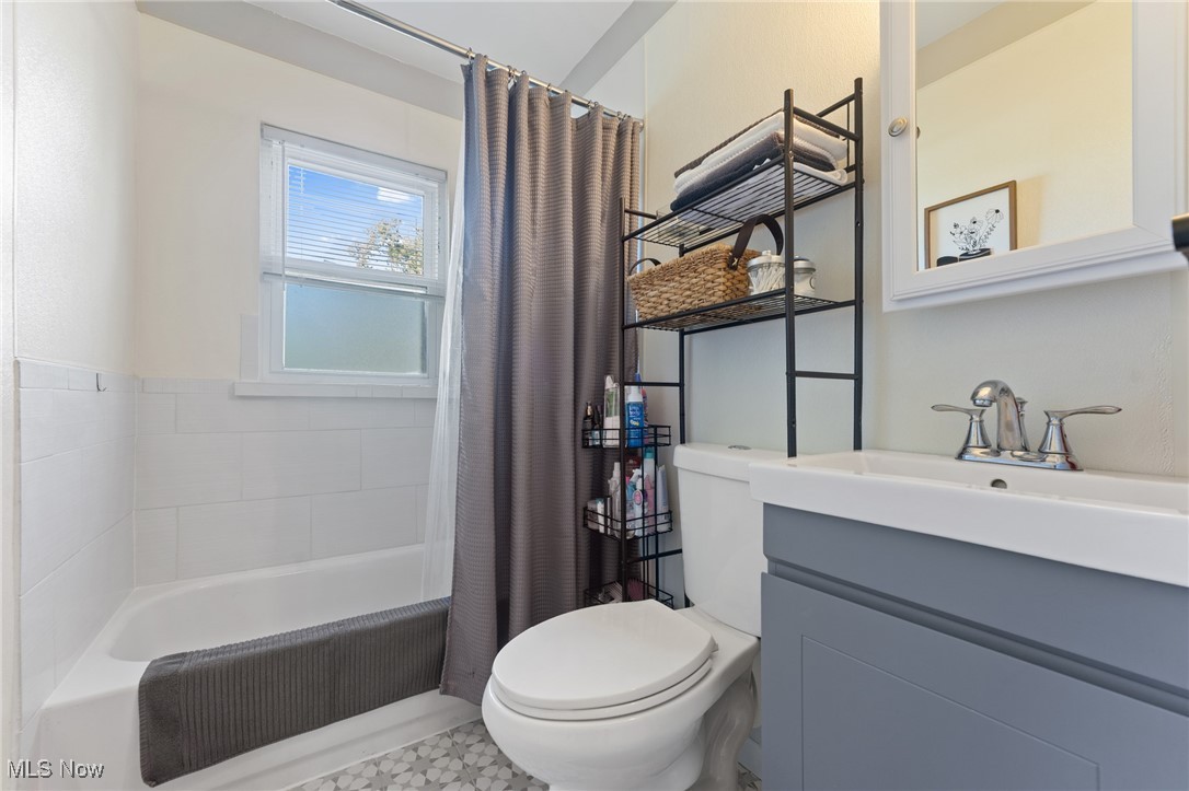 J Howard Taylors Lawnview - Residential