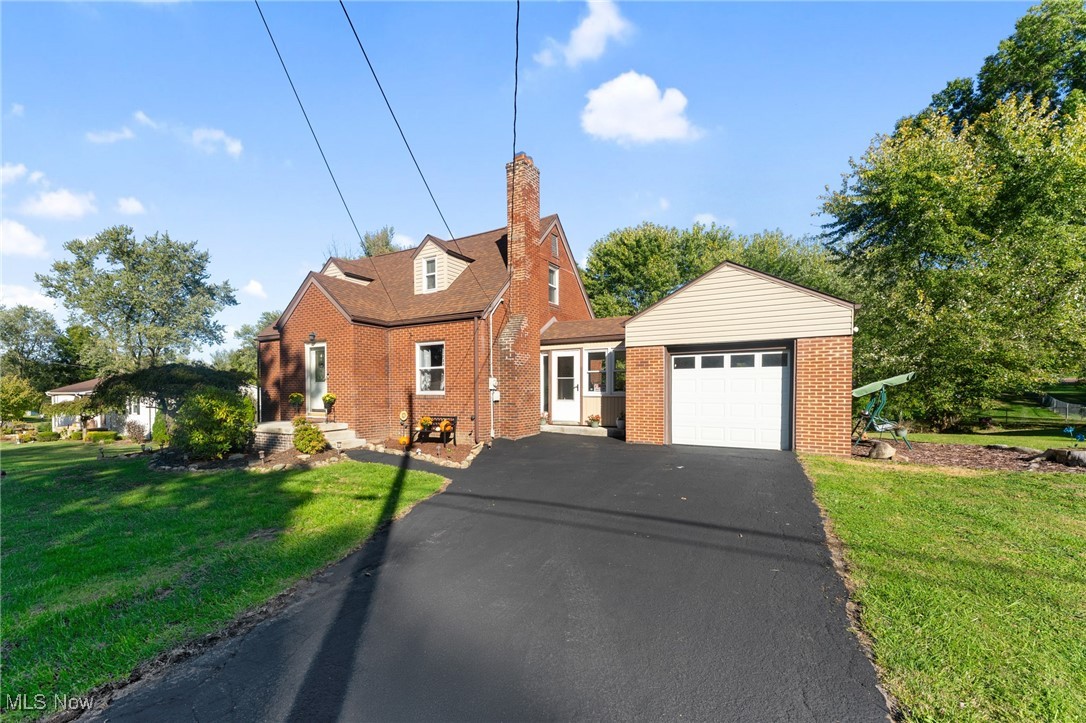 J Howard Taylors Lawnview - Residential