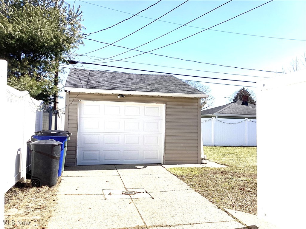 4707 Brookhigh Drive, Brooklyn, Ohio image 21