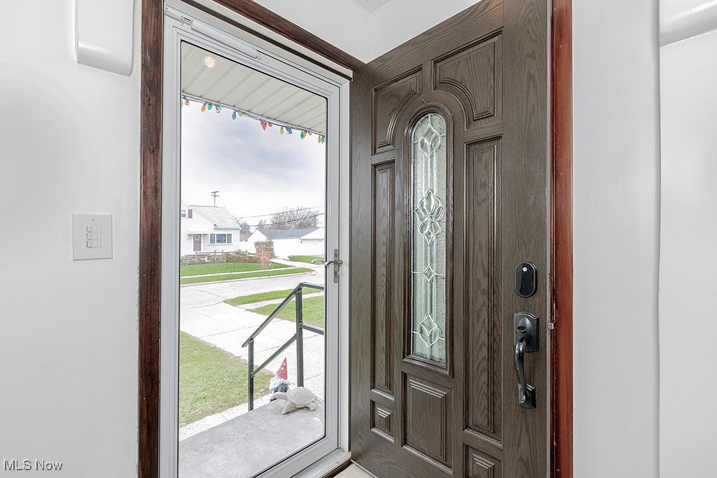 4707 Brookhigh Drive, Brooklyn, Ohio image 3