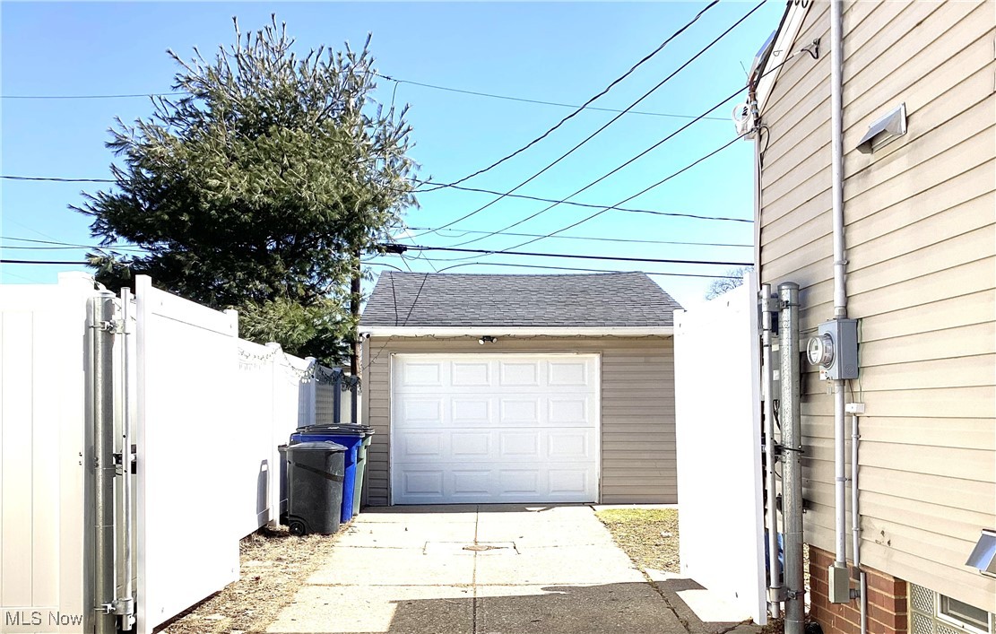 4707 Brookhigh Drive, Brooklyn, Ohio image 22