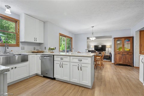 Tiny photo for 4587 Edgewater DR, Stow, OH 44224 (MLS # 5214718)
