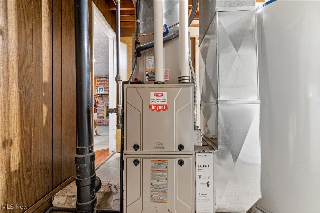 Twin Oaks - Residential