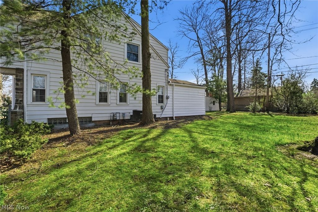 Photo of 4182 Silsby Road, University Heights, OH 44118 (MLS # 5208051)
