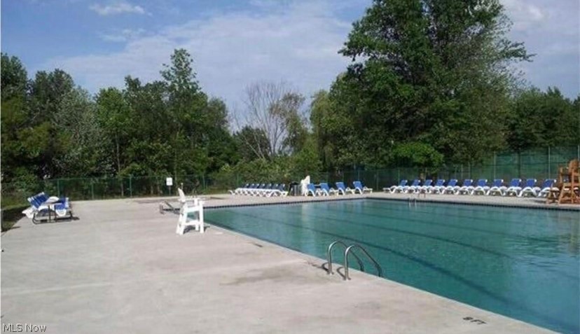 Aurora Shores - Residential