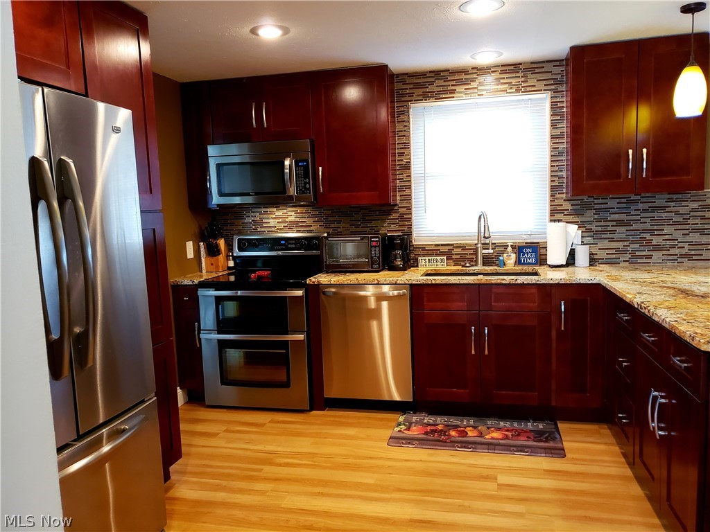 Aurora Shores - Residential