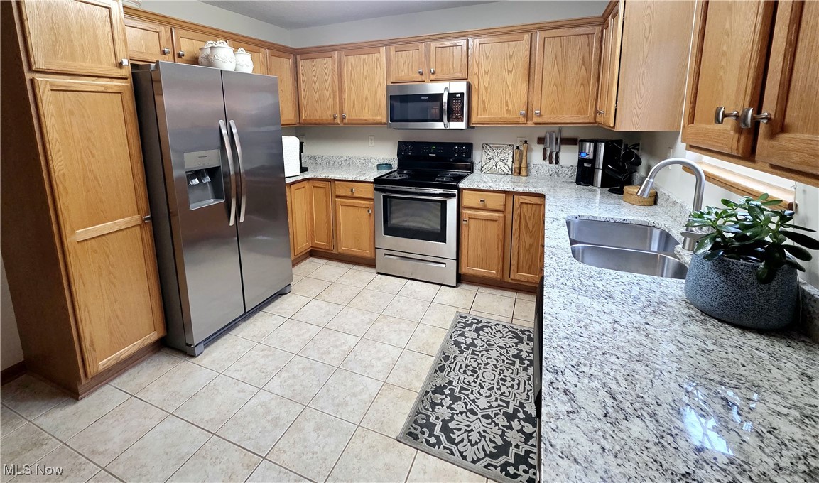 North Pt/Hunters Xing Condo - Residential