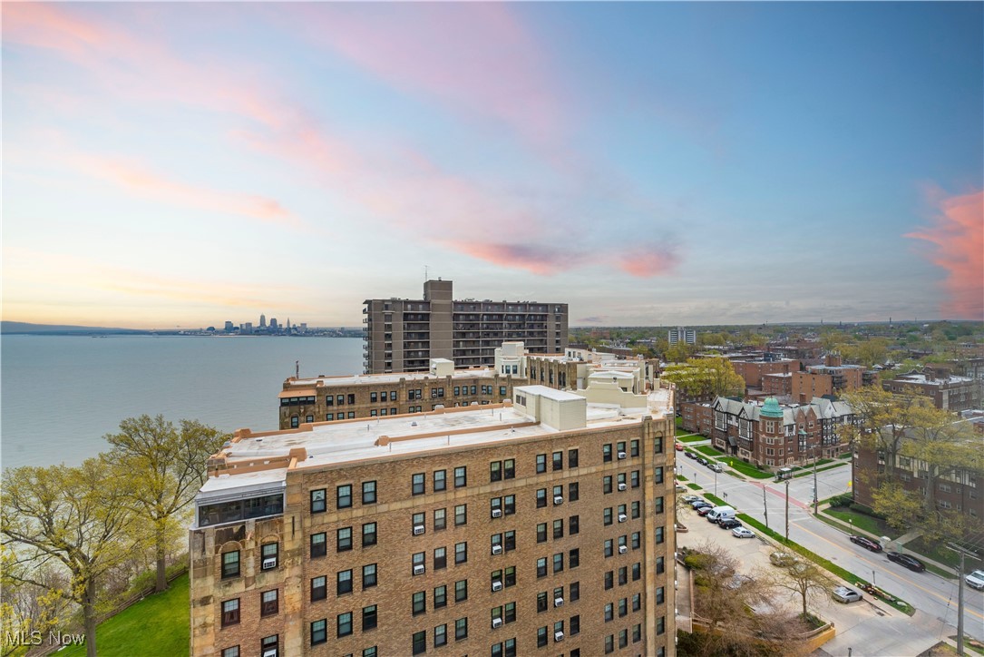 Marine Towers East Condo - Residential Lease