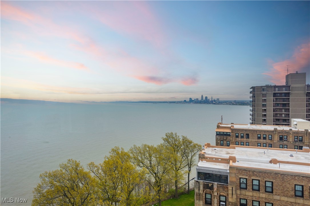 Marine Towers East Condo - Residential Lease