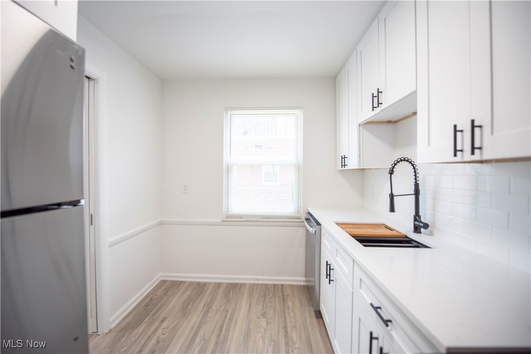 Shaker Villas/Ohio 02 Condo - Residential