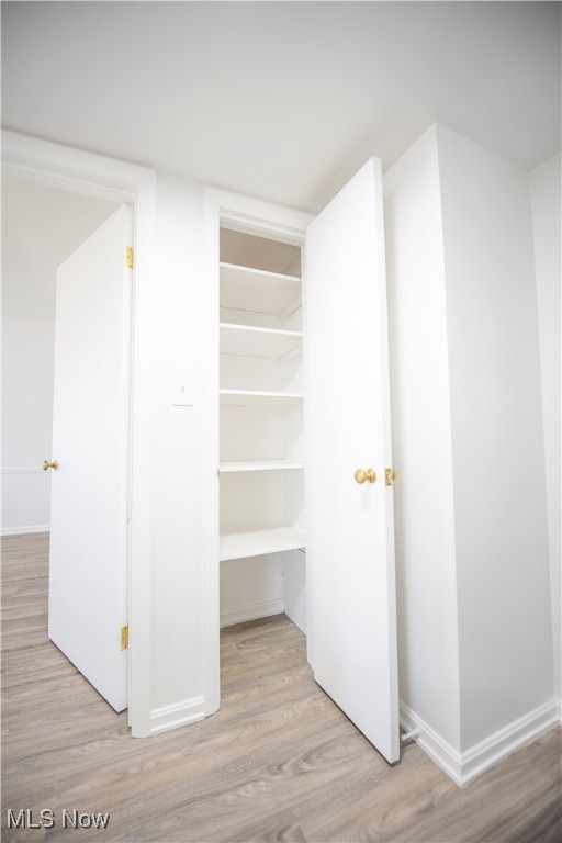 Shaker Villas/Ohio 02 Condo - Residential