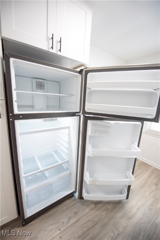 Shaker Villas/Ohio 02 Condo - Residential