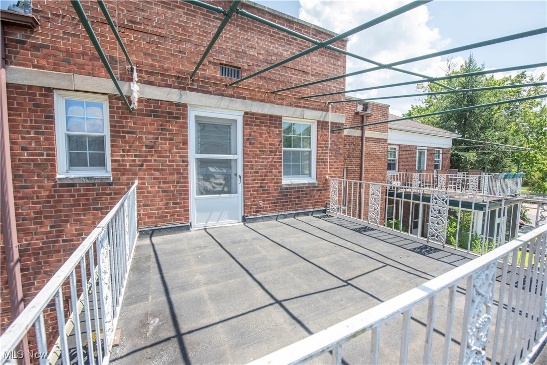 Shaker Villas/Ohio 02 Condo - Residential