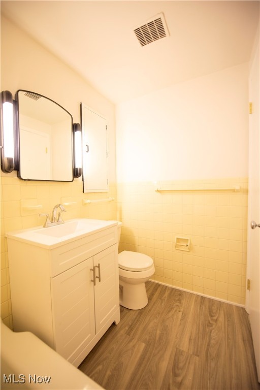 Shaker Villas/Ohio 02 Condo - Residential