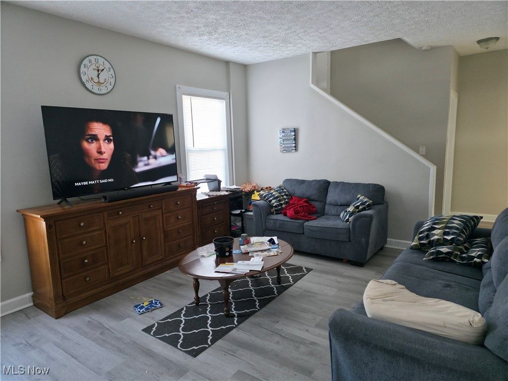 Photo of 1114 Bedford Avenue SW, Canton, OH 44710 (MLS # 5183088)